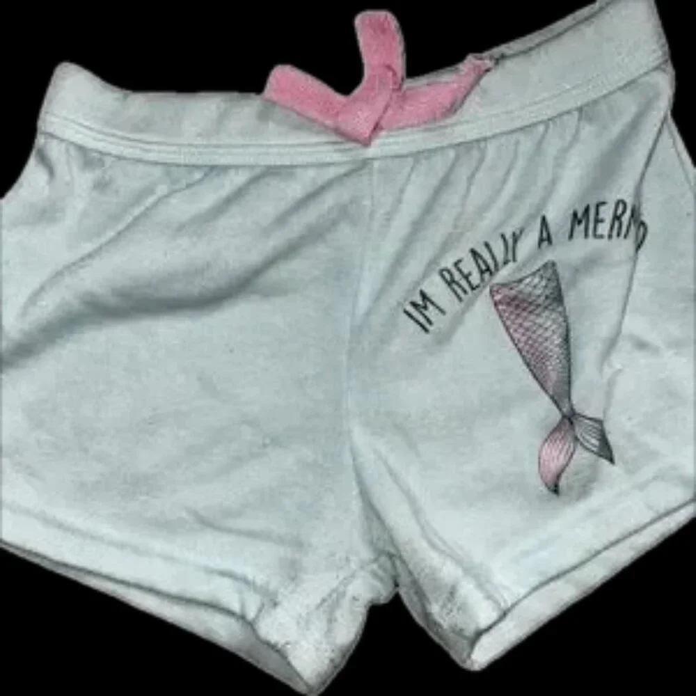 I'm really a mermaid gently loved girls 5y shorts perfect for summertime fun - Picture 5 of 6